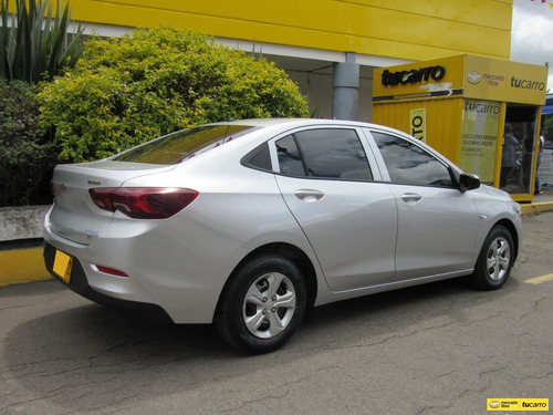 Chevrolet Onix 1.0t Automática