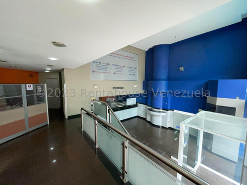 Imagen 3 de 15 de Ls Vende Local Comercial La Castellana