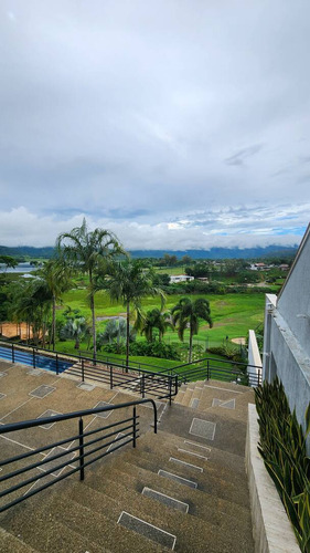 Alquiler Apartamento En Terrazas Del Country.