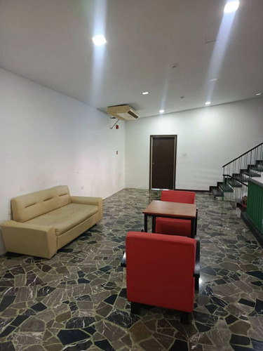 Posada En Venta Playa Grande. (se Acepta Financiamiento)