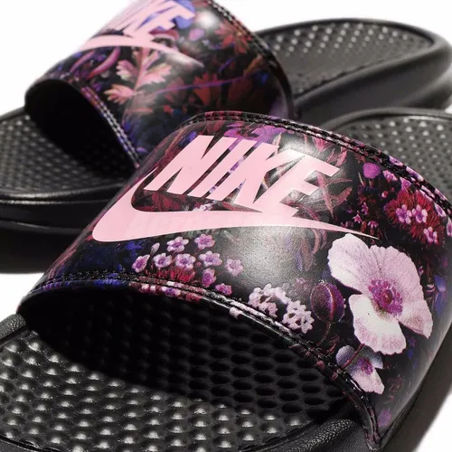 Nike Benassi Jdi Print Mujer Negro Floreado Cuotas sin inter s