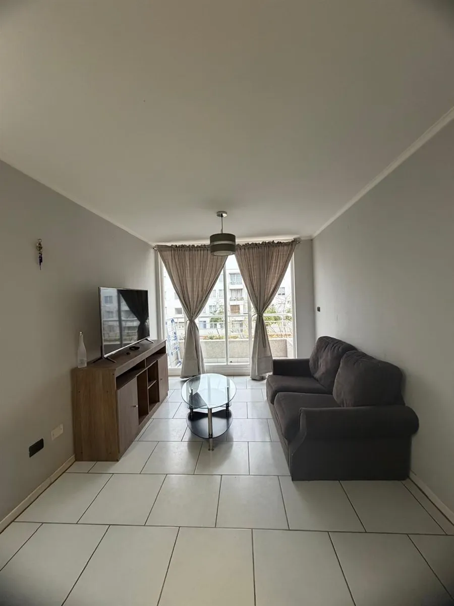 Imagen 3 de 18 de Departamento En Arriendo De 2 Dorm.2 Baños En San Bernardo