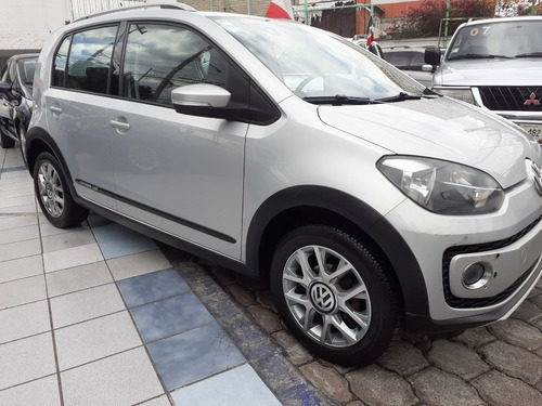 Imagen 2 de 14 de Volkswagen Up! Cross Up 2016