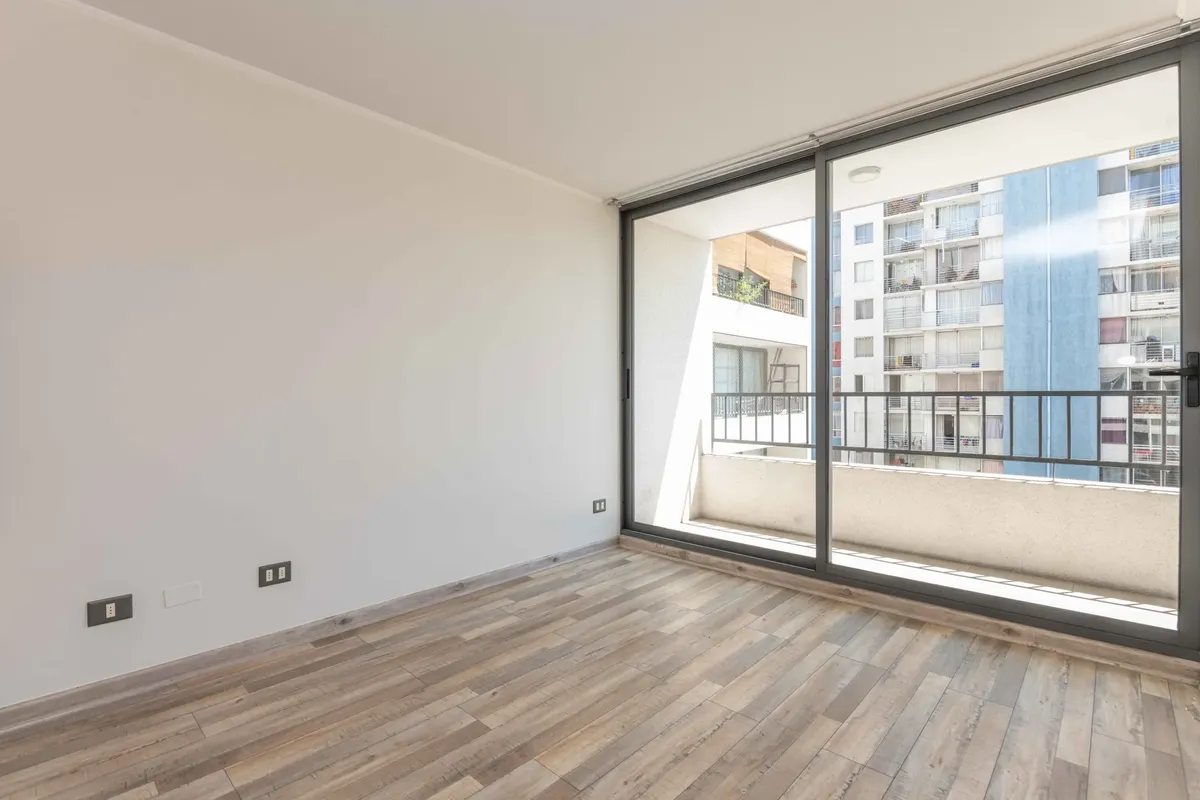 Imagen 3 de 20 de Edificio Sazié Vista Poniente Piso 7
