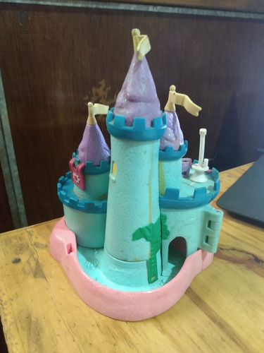 Imagen 2 de 4 de Starcastle - Beach Castle. Tipo Polly Pocket (1996)