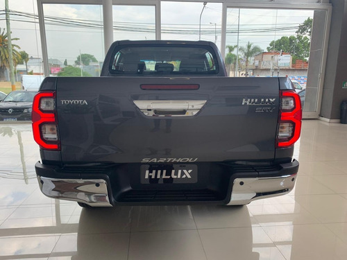 Imagen 6 de 13 de Toyota Hilux 4x2 Dx 2.4 Tdi 6mt