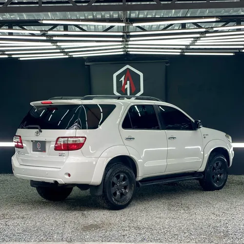 Toyota Fortuner 2.7l 4x2