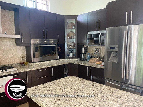Casa En Venta En Cuautla, Morelos - Ubicación Céntrica Y Privilegiada