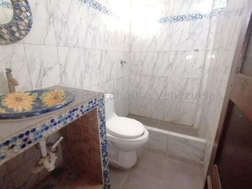 Imagen 8 de 29 de Casa En Venta Centro De Barquisimeto 22-22986 M&n 04245543093