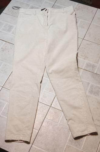 Pantalón Spandex Gamuzado Tipo Pitillo Basement Talla 40 