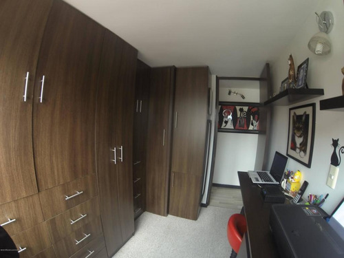 Apartamento En Nueva Castilla Rah Co: 21-1290