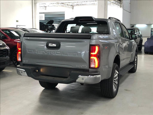 Chevrolet S-10 2.8 16V TURBO DIESEL HIGH COUNTRY CD 4X4 AUTOMÁTICO