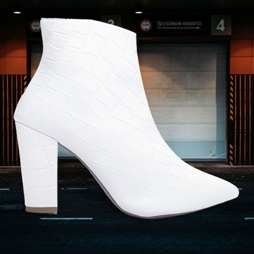 Imagem 6 de 6 de Bota Cano Curto Salto Grosso 8 Cm Altura Conforto Feminino
