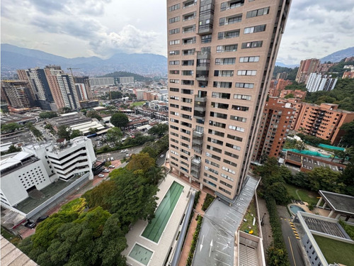 Apartamento Moderno En El Poblado, Castropol. Nuevo. Avenida Park