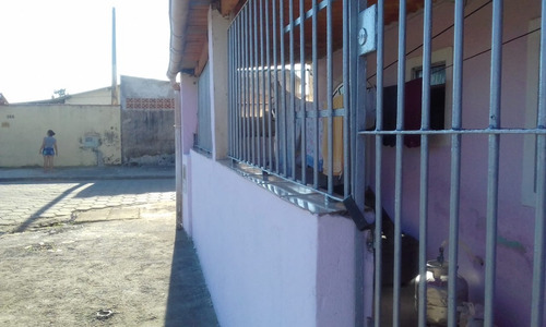 Imagem 3 de 16 de Casa Na Praia Em Itanhaém, No Jardim Oásis 2, Analisa Carro Como Parte De Pagamento Ref: Ca1131/ac