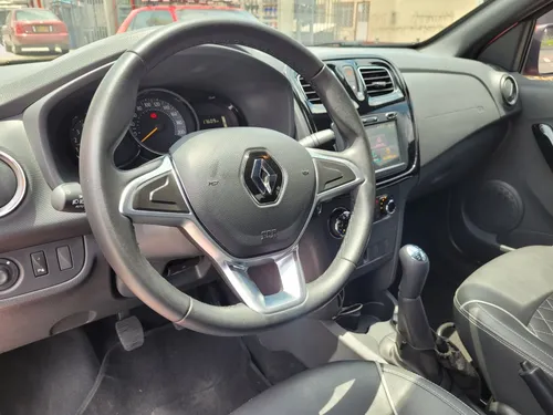 Renault Logan 1.6 Intens