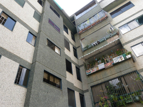 Apartamento En Venta Santa Eduvigis Lb25-1254