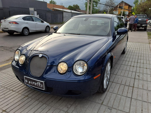 Jaguar S-Type V8 4.2