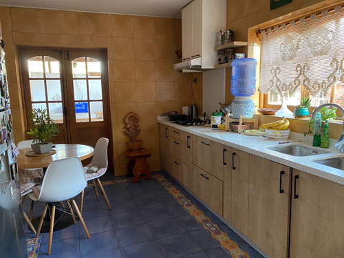 Se Vende Casa Tradicional | 576 M2 | 6d+3b | Los Orientales