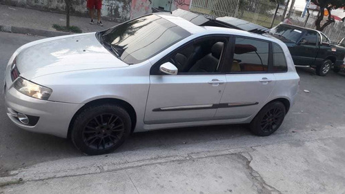 Imagem 1 de 4 de Fiat Stilo 2006 1.8 16v 5p
