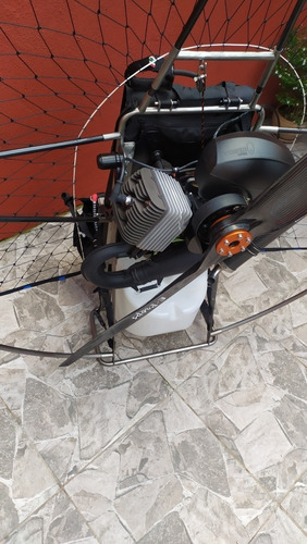 Imagen 2 de 6 de Parapente Paramotor