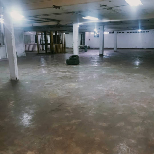 Imagen 1 de 5 de #1536 Local Industrial 1.720m2 Catia