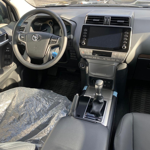 Imagen 5 de 9 de Toyota Prado Vx
