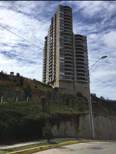 Vende Departamento Amplio
