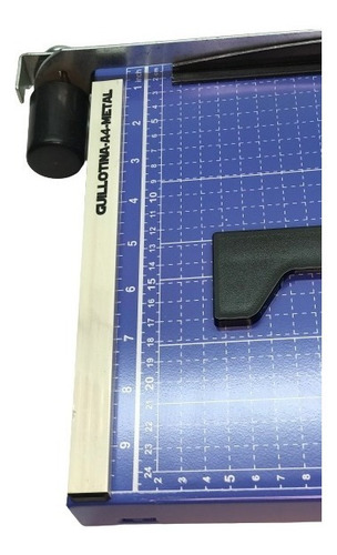 Imagen 4 de 9 de Guillotina Metalica A4 320mm Para Corte Recto Autoafilable