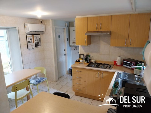 Casa Con Excelente Mantención Y Excelente Ubicación