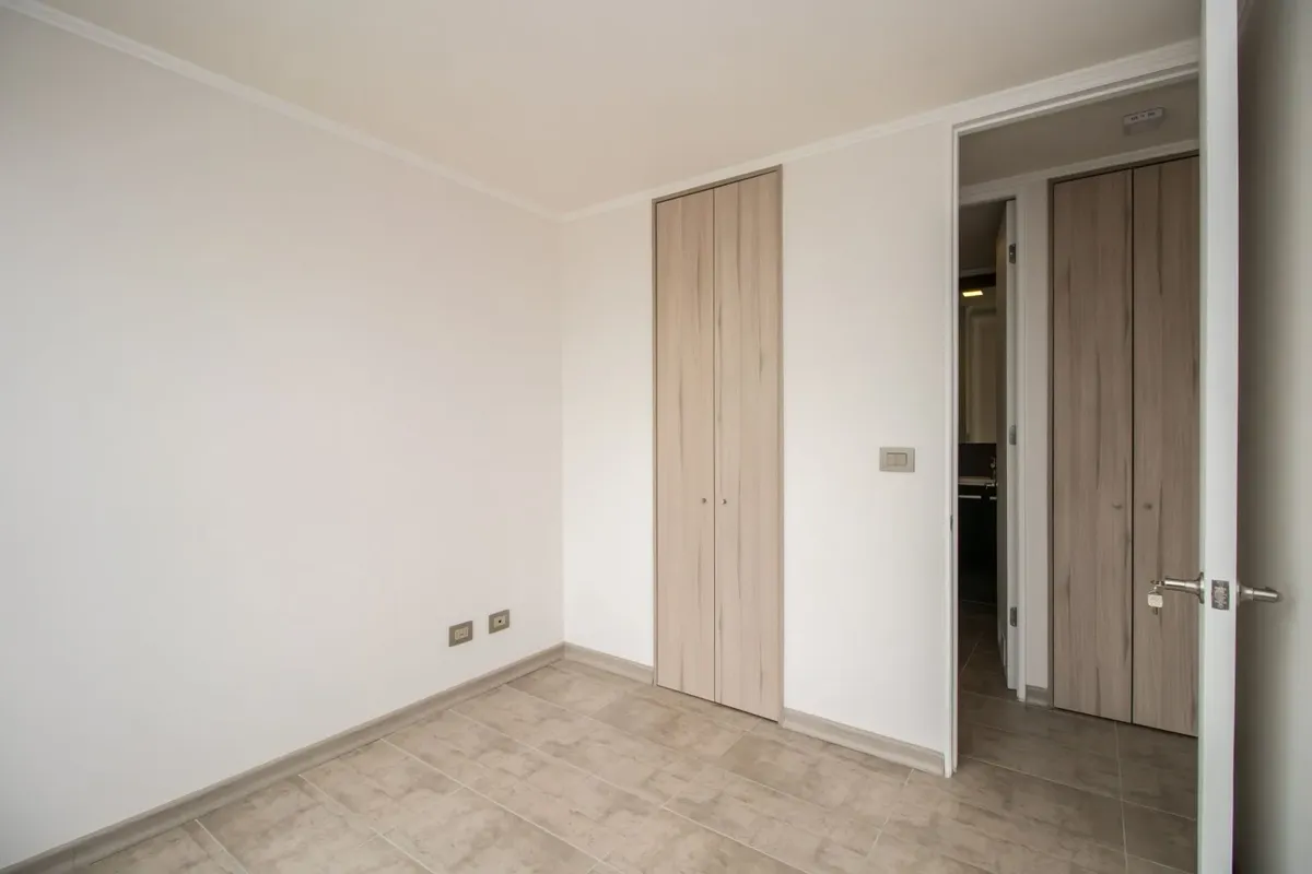 Imagen 5 de 13 de Nueva Andrés Bello 1826 Arriendo Depto 2 Dorm Piso 13