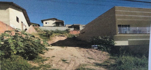 Imagem 1 de 1 de Terreno Em Valinhos Entre Duas Casas. Investbem Imóveis - Te0285