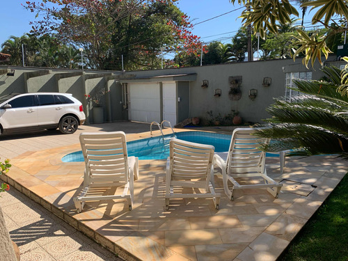 Casa Guarujá, Enseada, Sobrado 5 Suítes. Piscina.