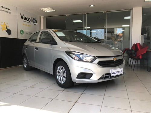 Imagem 2 de 13 de Chevrolet Onix Hatch 1.0 4p Flex Joy