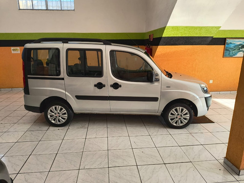 Fiat Doblo 1.8 16v Essence 7l Flex 5p