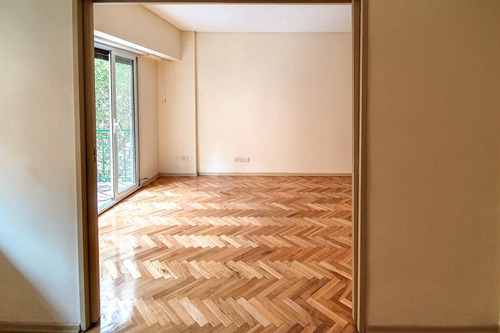 Venta - Excelente Semipiso. Balcón Corrido Al Frente. Cochera. La Mejor Zona De Belgrano