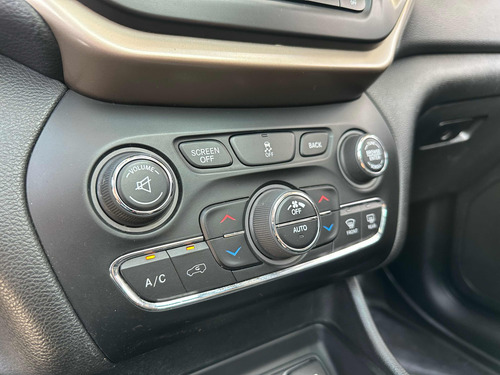 Jeep Cherokee 2.4 Limited Premium Plus