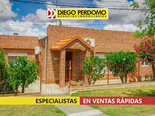 Casa De 5 Dormitorios En Venta En Rodríguez, San José