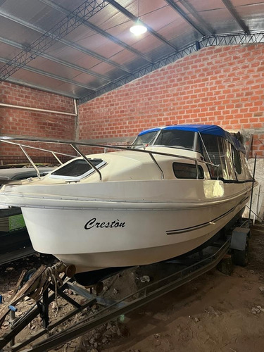 Traker Cabinado Benavidez 670 Evinrude E-tec De 115 Hp 50hs