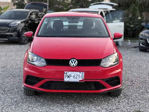 Volkswagen Vento 1.6 Starline At