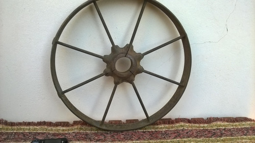 Antigua Rueda De Maquina Agricola 40 Cm Carretilla Zorra