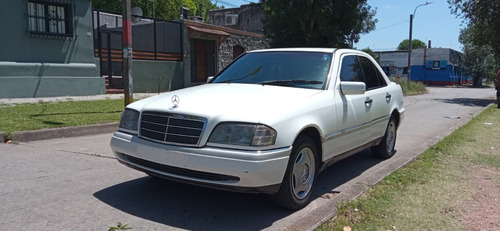 Mercedes-Benz Clase C 2.2 C220 Classic