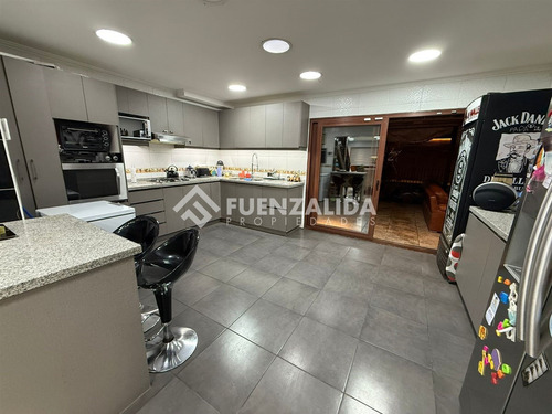 Espectacular Casa En Venta De 3 Dorm. En Lo Espejo