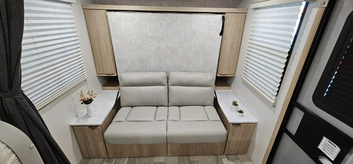 Trailer Importado Winnebago 2108ds (d) - 0km !!!! Y@w2