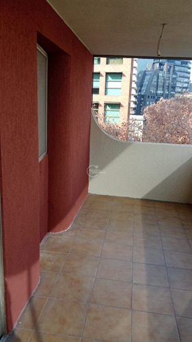 Departamento En Arriendo De 1 Dorm. En Las Condes