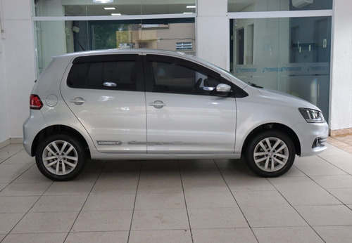 Volkswagen Fox Connect 1.6 Flex 8V 5p