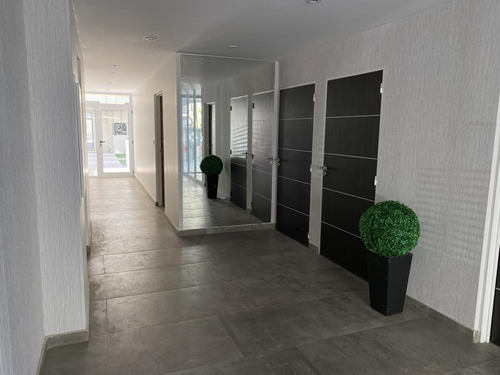 Excelente Departamento De 3 Ambientes A La Venta Lyon En Adrogué