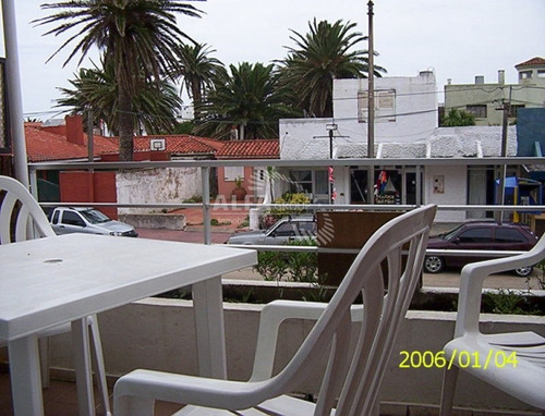 Apartamento En Península.- Ref: 2254