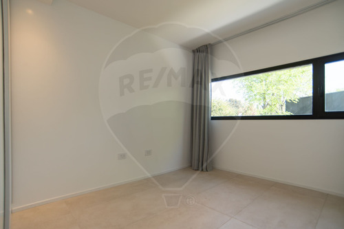 Casa A Estrenar City Bell 3 Dormitorios+pileta