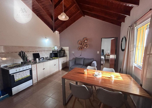 Casa En Venta, Perfecta Ubicación, Merlo, S. L.